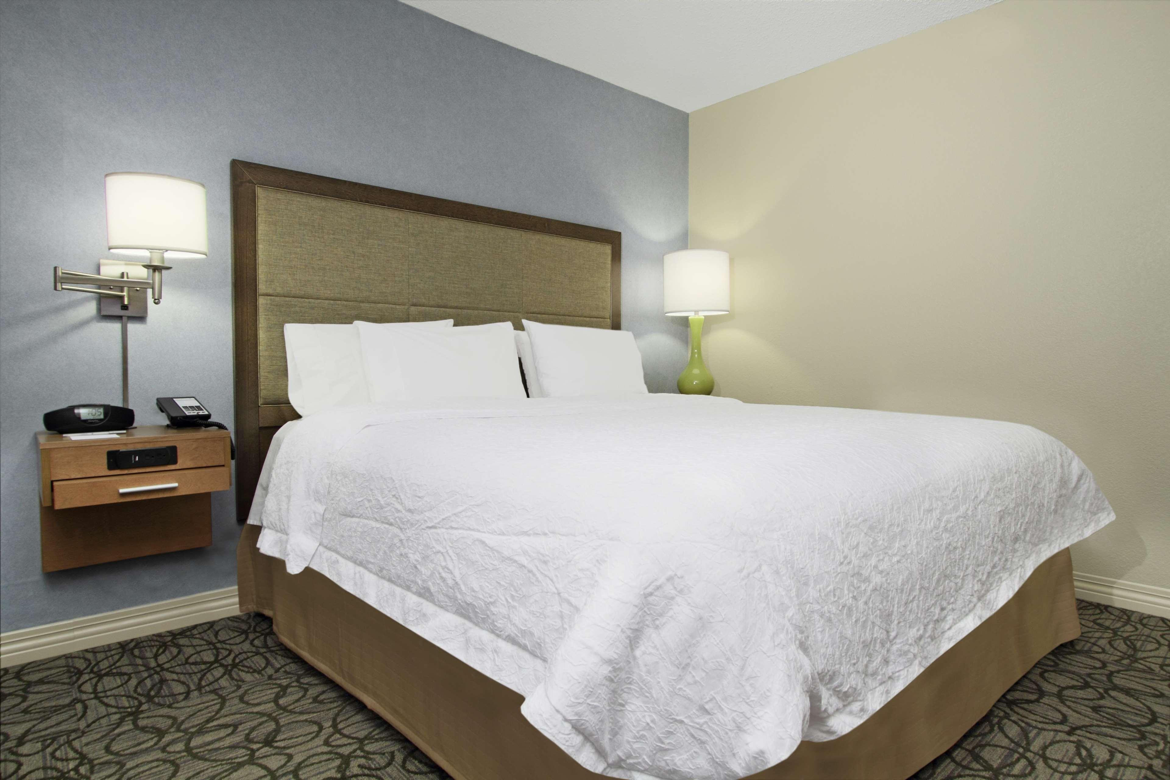 Hampton By Hilton Austin South - I-35 & Ben White Hotell Exteriör bild