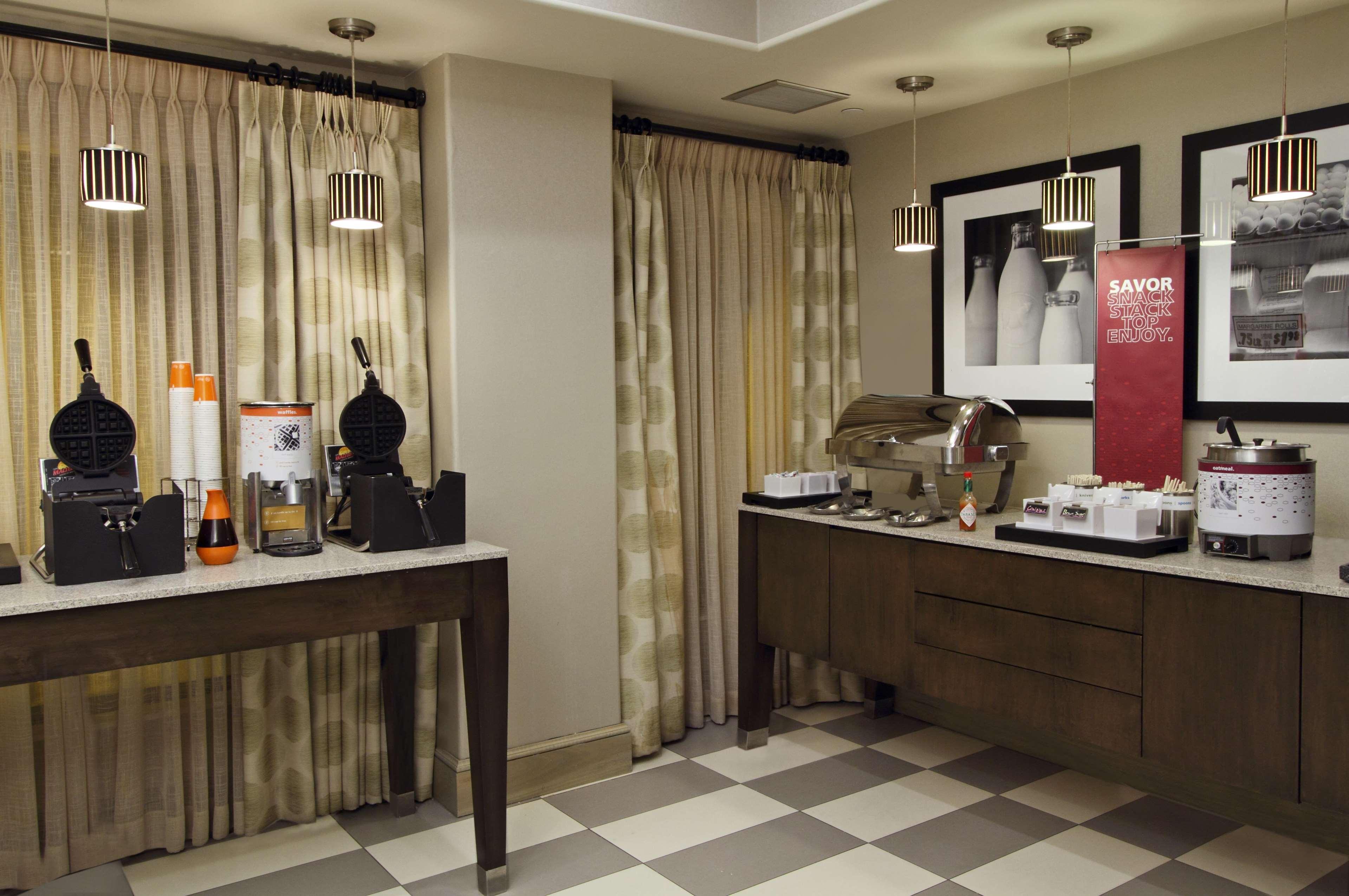 Hampton By Hilton Austin South - I-35 & Ben White Hotell Exteriör bild