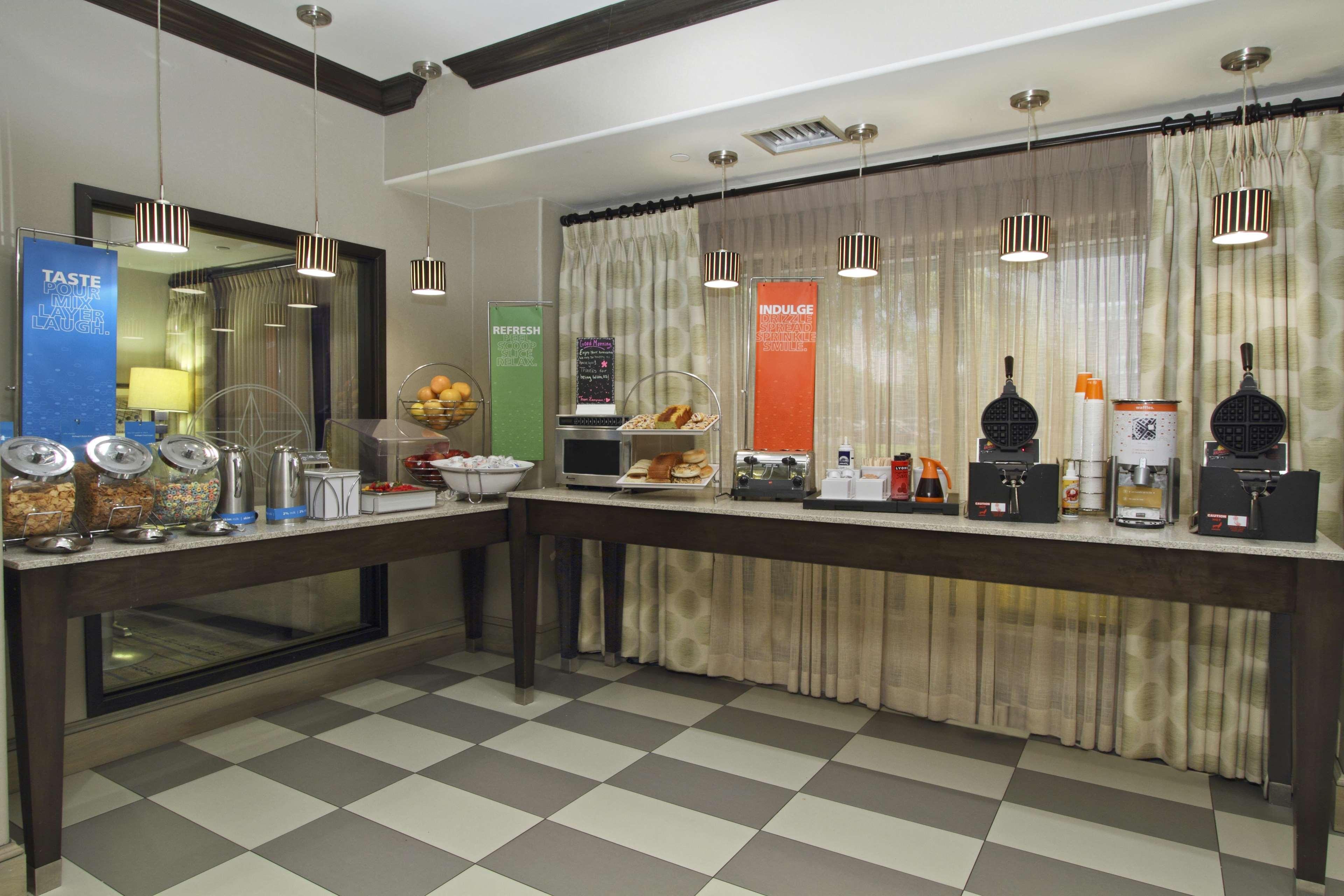 Hampton By Hilton Austin South - I-35 & Ben White Hotell Exteriör bild