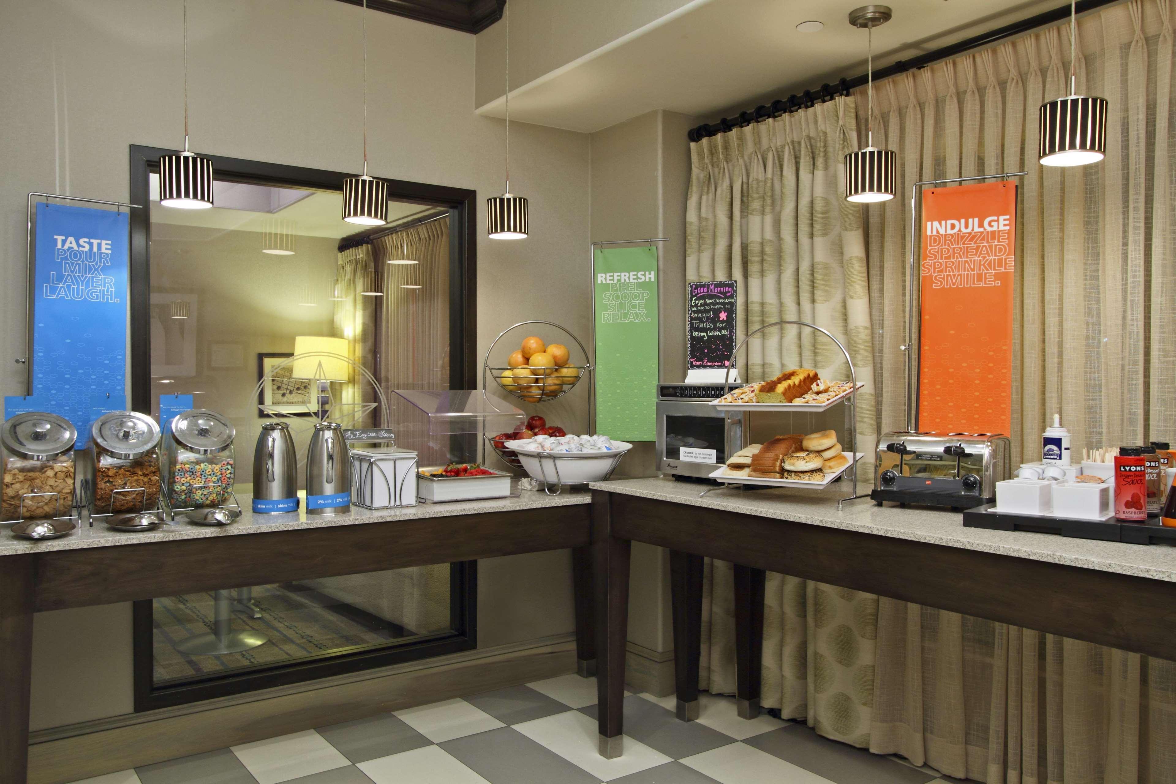 Hampton By Hilton Austin South - I-35 & Ben White Hotell Exteriör bild