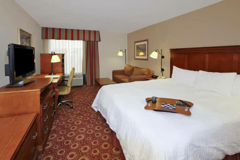 Hampton By Hilton Austin South - I-35 & Ben White Hotell Exteriör bild